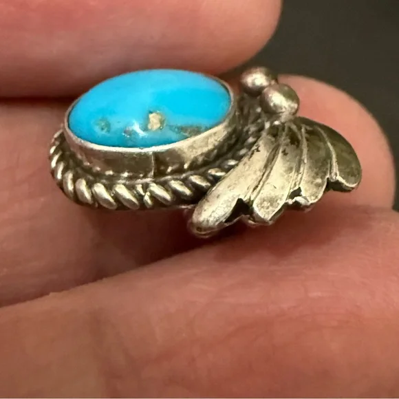 Vintage Signed D Native American Navajo Sterling Silver Turquoise Stud Earrings - Picture 13 of 14